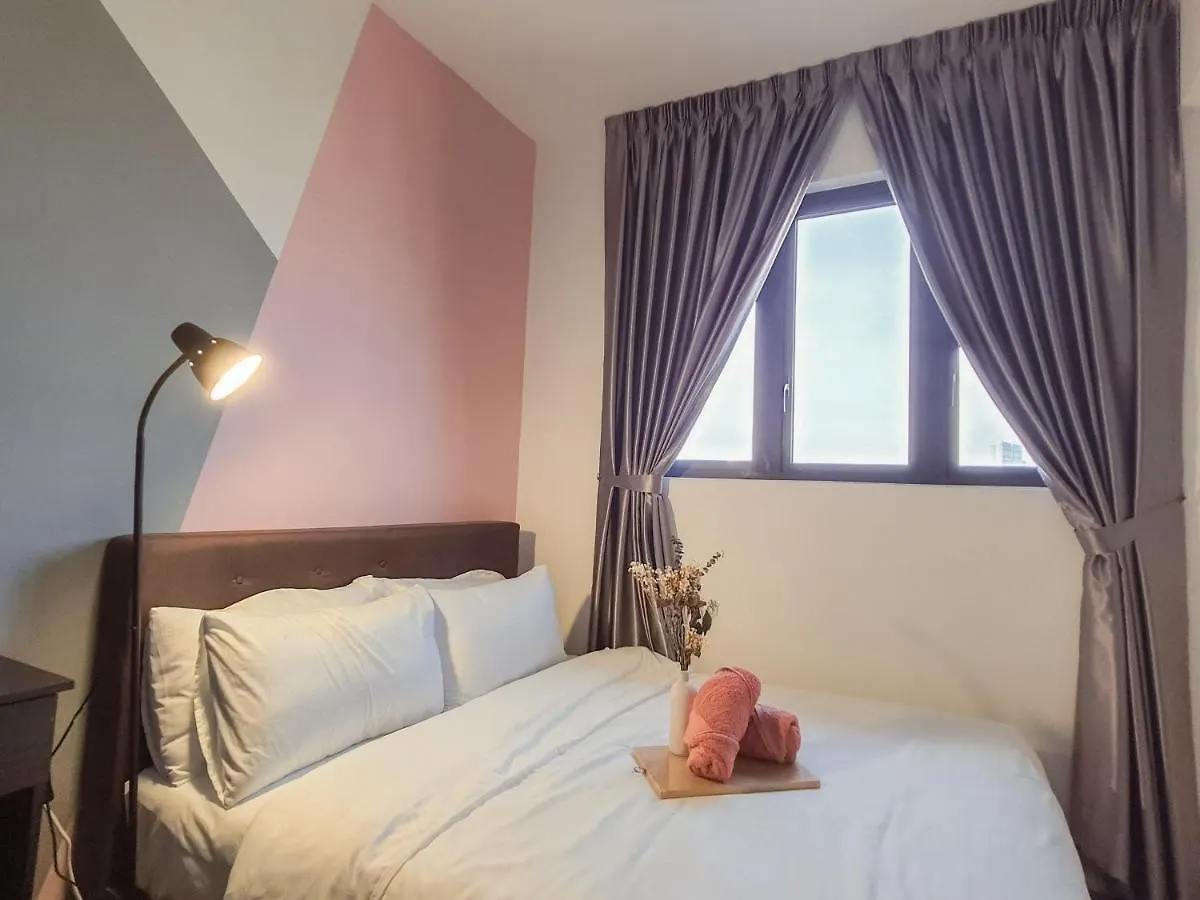 M Vertica Cheras 3Bedroom New Condo With Merdeka118 View Kuala Lumpur Apartment